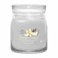 Yankee Candle Smoked Vanilla & Cashmere Signature Medium Jar Candle - Long-Lasting Fragrance