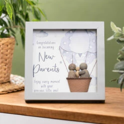 Langs ‘New Parents’ Pebble Wooden Plaque - Heartfelt Gift for New Mums and Dads