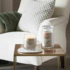 Yankee Candle Amber & Sandalwood Signature Medium Jar Candle - Long-Lasting Fragrance -Campus Gifts Sales amber sandalwood signature collection lifestyle 1 1