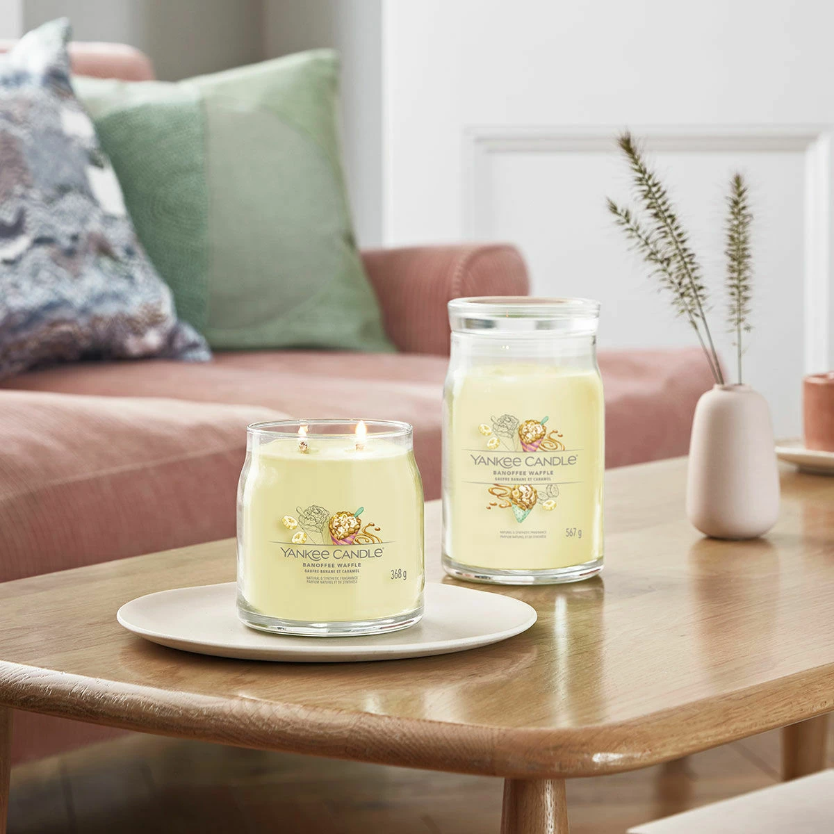 Yankee Candle Banoffee Waffle Signature Medium Jar Candle | Long-Lasting Fragrance | UK 5 Yankee Candle Banoffee Waffle Signature Medium Jar Candle | Long-Lasting Fragrance | UK - Image 3