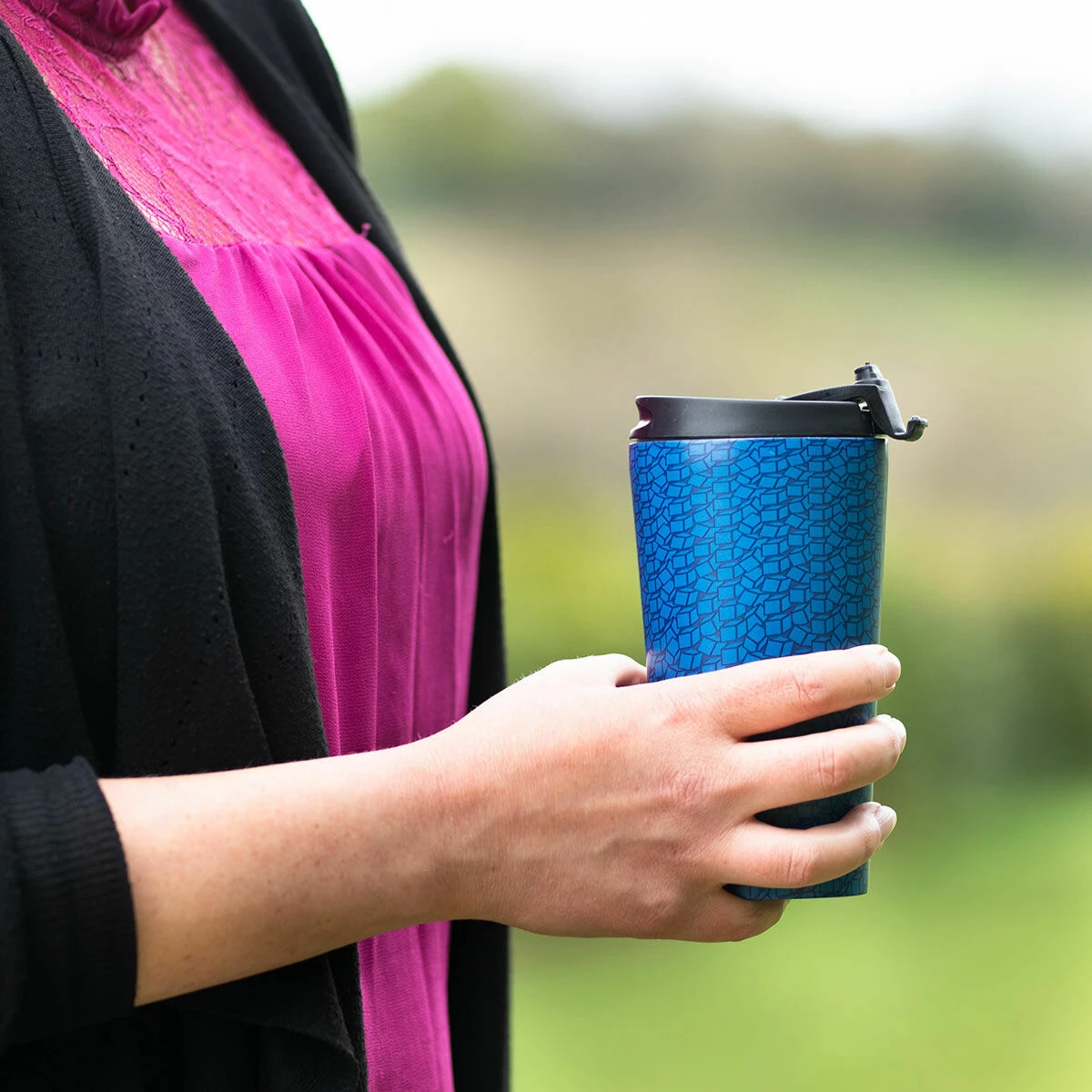 Eco Chic Blue Bees Stainless Steel Travel Coffee Cup - Insulated, Leak-Proof & Stylish 7 Eco Chic Blue Bees Stainless Steel Travel Coffee Cup - Insulated, Leak-Proof & Stylish - Image 5