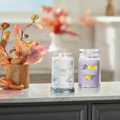 Yankee Candle Soft Blanket Signature Large Tumbler Candle - Cosy & Comforting Fragrance -Campus Gifts Sales lemon lavender soft blanket signature collection lifestyle 1 1