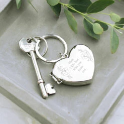 Personalised Floral Heart Photo Frame Keyring - Customisable Keepsake Gift