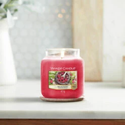 Yankee Candle Red Raspberry Medium Jar Candle - Long-Lasting Fragrance, 623g 7 Yankee Candle Red Raspberry Medium Jar Candle - Long-Lasting Fragrance, 623g -Campus Gifts Sales red raspberry medium jar
