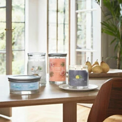 Yankee Candle Coconut Beach Signature Large Jar Candle | Tropical Coconut Fragrance | Long-Lasting Scent 9 Yankee Candle Coconut Beach Signature Large Jar Candle | Tropical Coconut Fragrance | Long-Lasting Scent -Campus Gifts Sales ss23 signature collection lifestyle 5 2