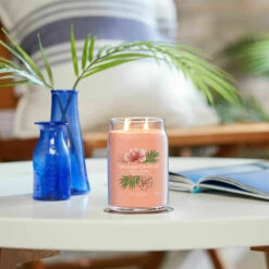 Yankee Candle Tropical Breeze Signature Large Jar Candle - Long-Lasting Fragrance - 623g -Campus Gifts Sales yankee candle 1629985e tropical breeze signature large jar candle lifestyle 2