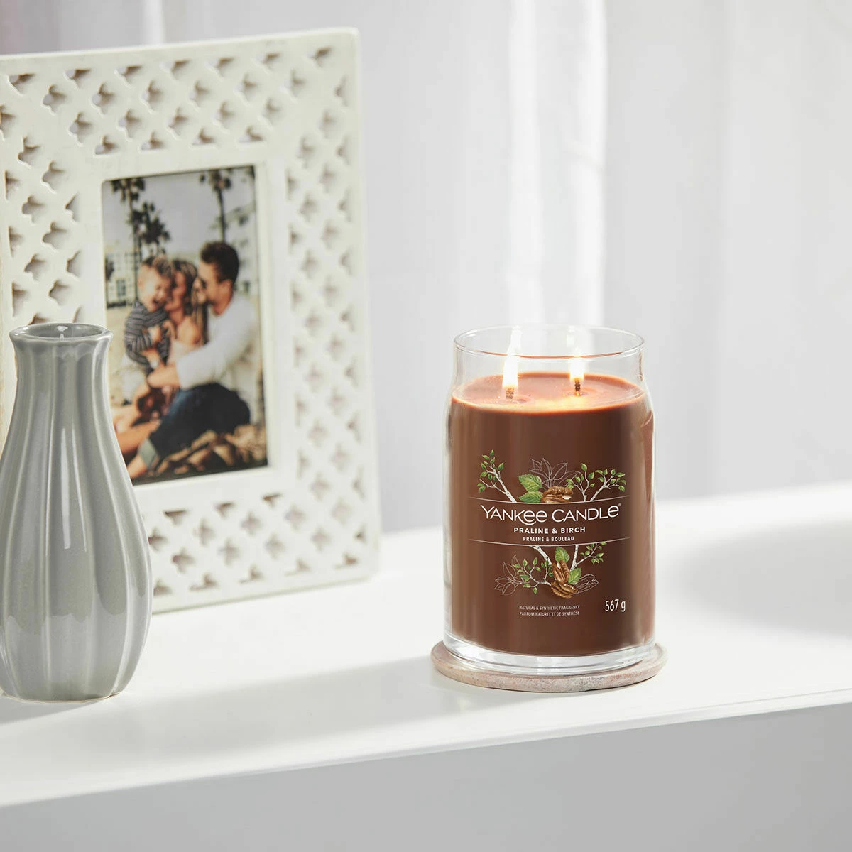 Yankee Candle Praline & Birch Signature Large Jar Candle | Long-Lasting Fragrance | Ideal for Home Decor 5 Yankee Candle Praline & Birch Signature Large Jar Candle | Long-Lasting Fragrance | Ideal for Home Decor - Image 3