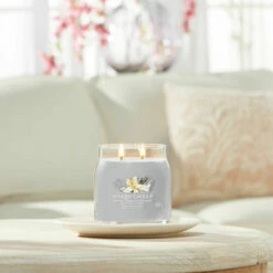 Yankee Candle Smoked Vanilla & Cashmere Signature Medium Jar Candle - Long-Lasting Fragrance -Campus Gifts Sales yankee candle 1630023e smoked vanilla cashmere signature medium jar candle lifestyle 1