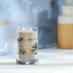 Yankee Candle Amber & Sandalwood Signature Large Tumbler Candle - Long-Lasting Fragrance -Campus Gifts Sales yankee candle 1630050e amber sandalwood signature large tumbler candle lifestyle 1