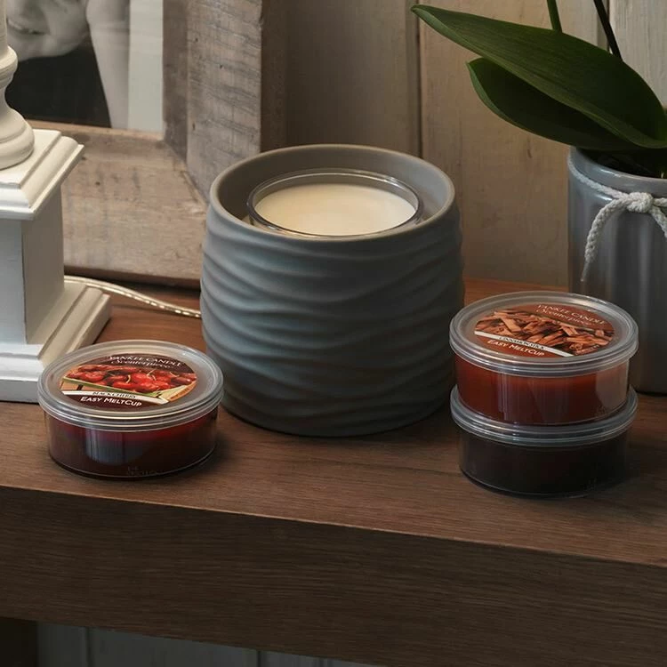 Yankee Candle Noah Black Scenterpiece Easy MeltCup Warmer - With Timer | Premium Fragrance Accessory 6 Yankee Candle Noah Black Scenterpiece Easy MeltCup Warmer - With Timer | Premium Fragrance Accessory - Image 4